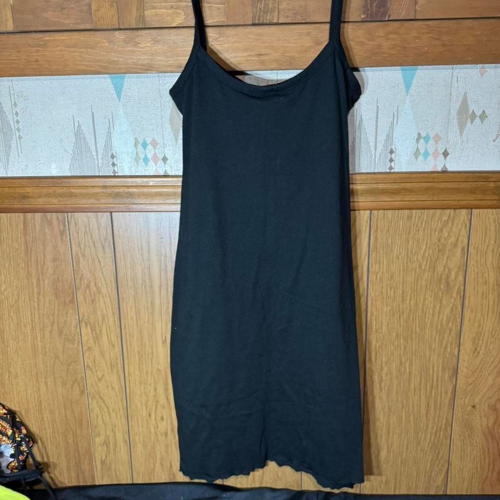 Black and red Nightmare on Elm Street dress Size Medium - Picture 3 of 3